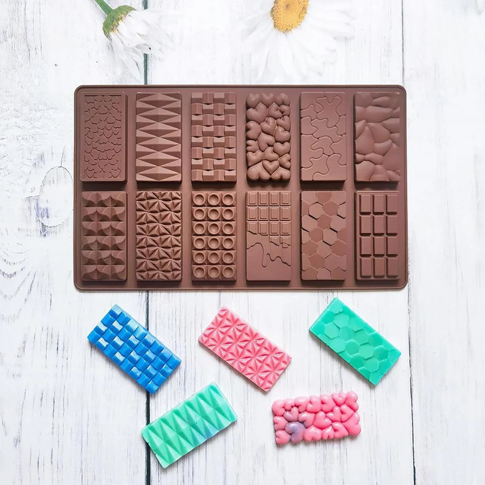 Chocolate bar molds, non-stick chocolate