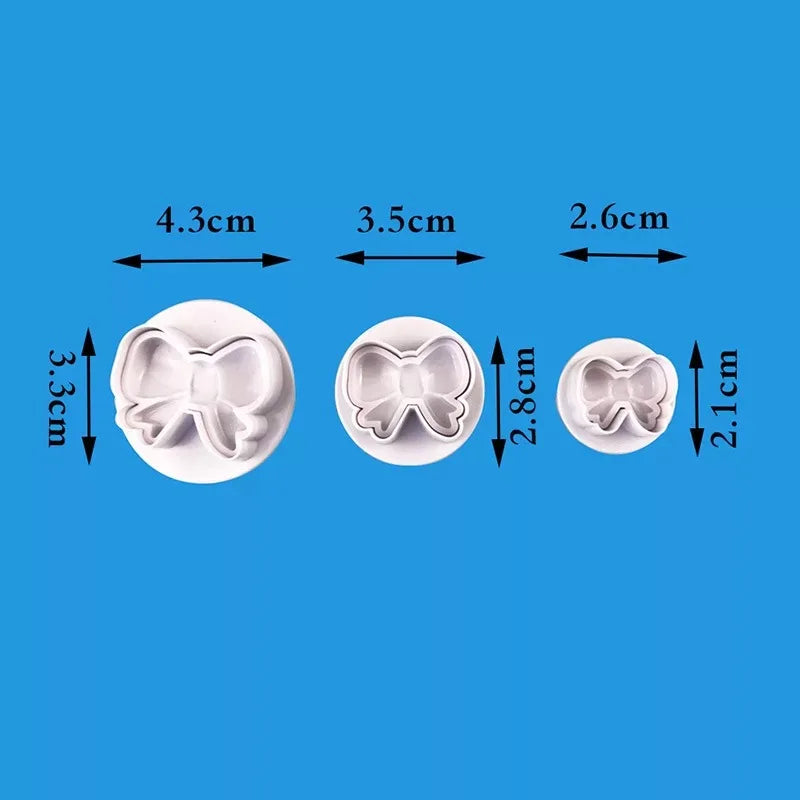 15-Piece Essential Sugarcraft Cutter Set – Versatile Fondant