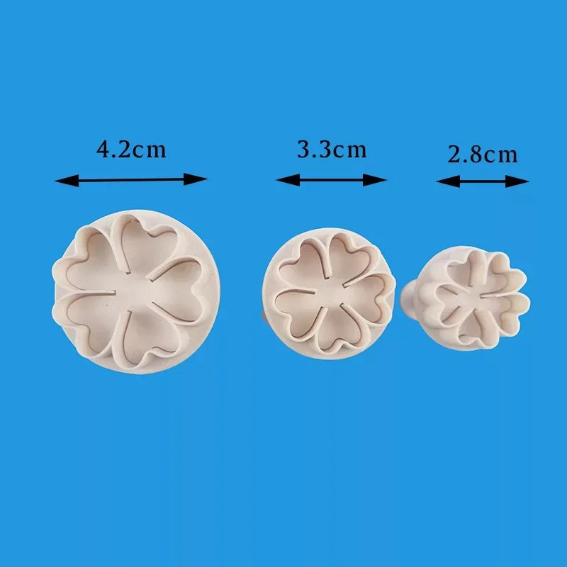 15-Piece Essential Sugarcraft Cutter Set – Versatile Fondant