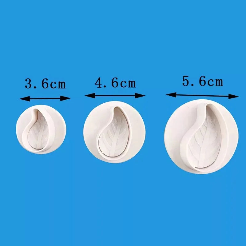 15-Piece Essential Sugarcraft Cutter Set – Versatile Fondant