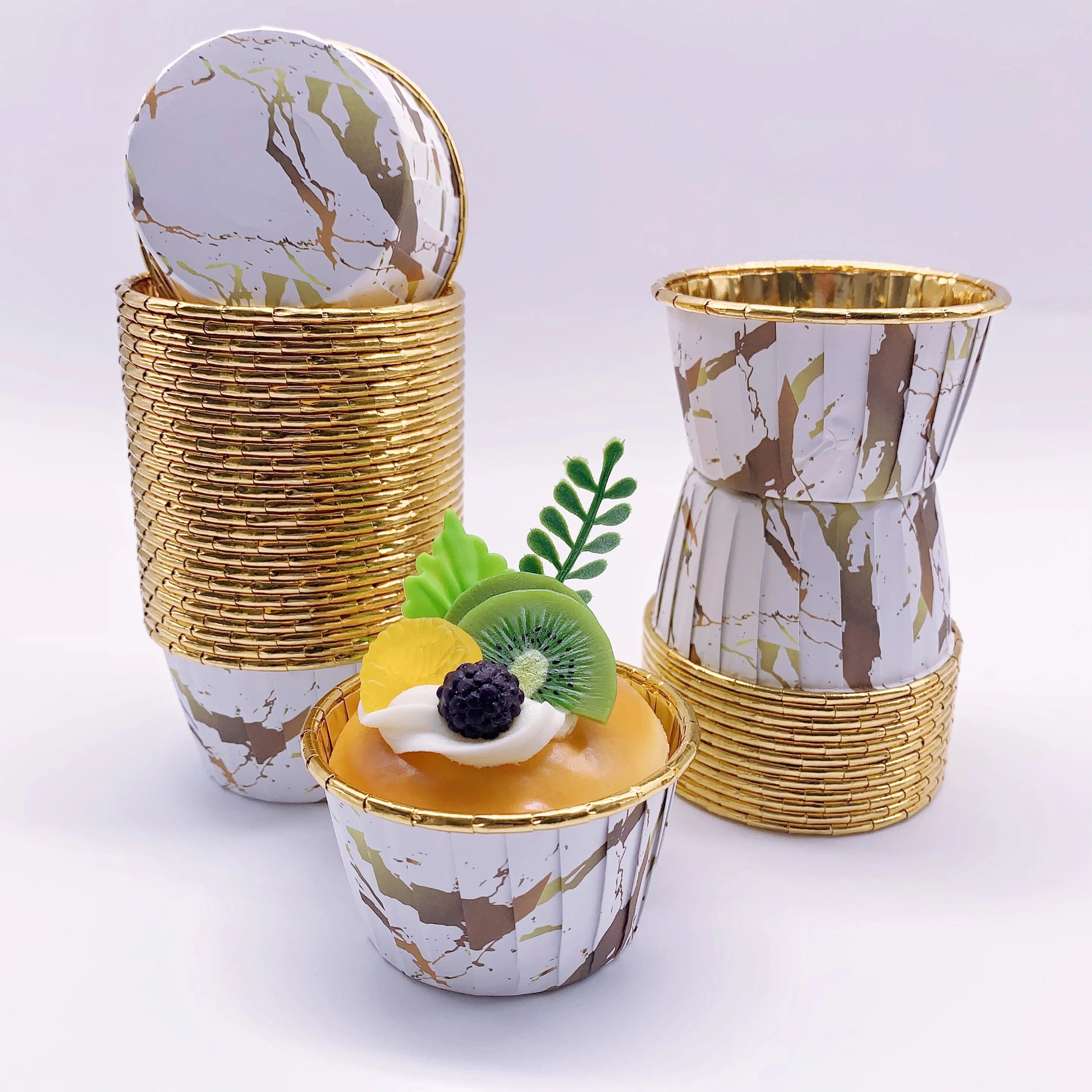 Glossy Disposable Cupcake Cups with Lids | 50pcs