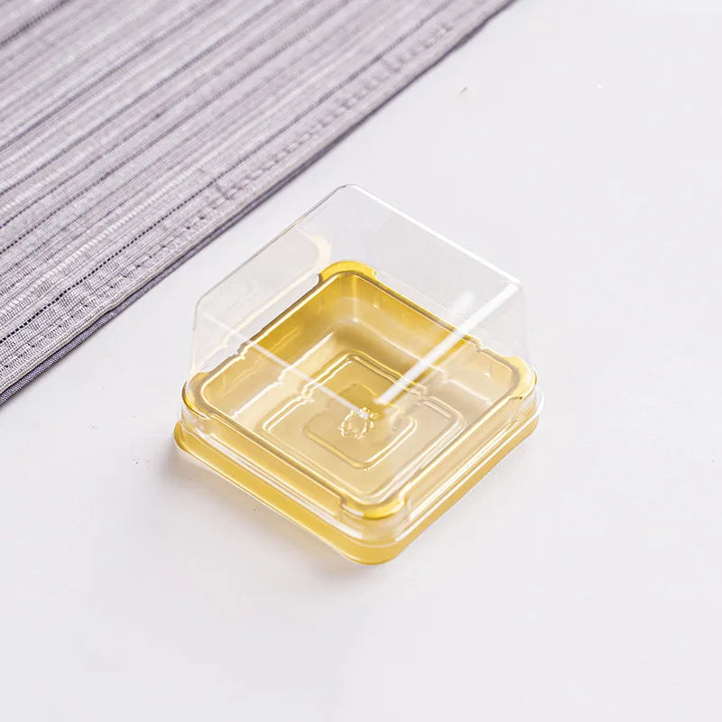 50pcs Clear Plastic Mini Cake Box Set