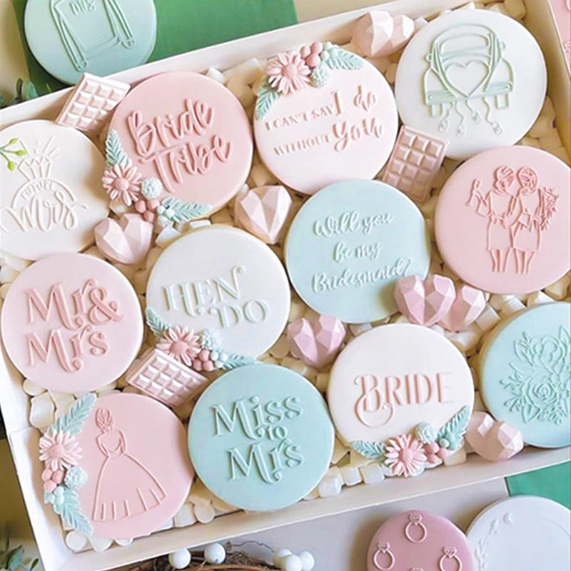 "Bride To Be" & "Mr & Mrs" Wedding Cookie Stamp Set – Elegant Bridal Decor
