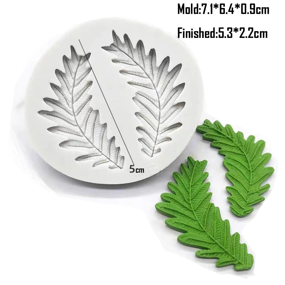 Silicone mold for realistic leaf shapes