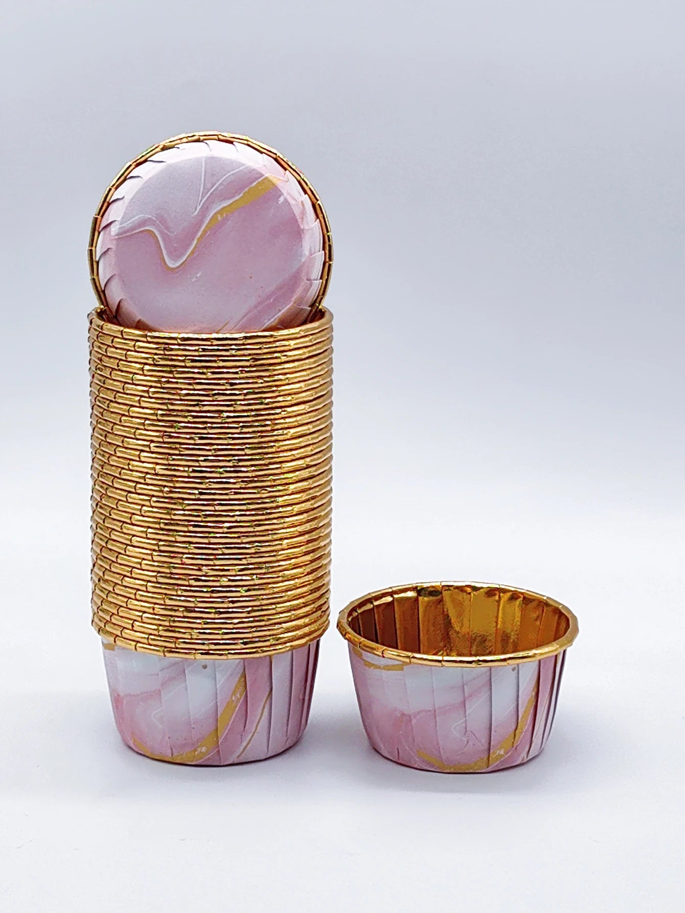 Glossy Disposable Cupcake Cups with Lids | 50pcs