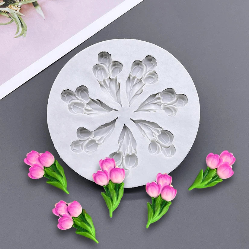 Tulip Petal & Flower Silicone Mold – Elegant Botanical Decorating Tool