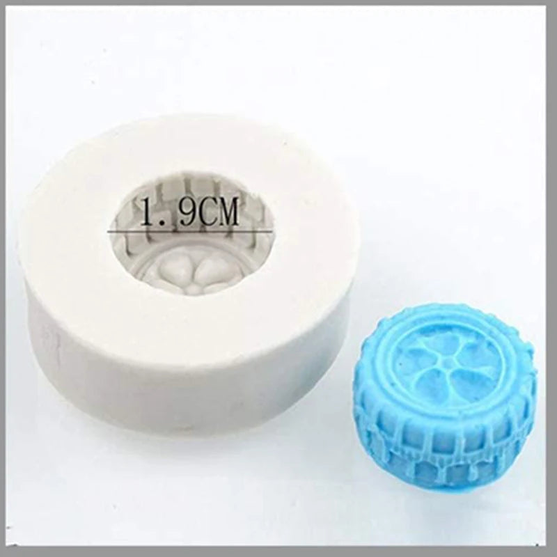3D Tire & Wheel Silicone Mold – Cake Decorating Tool