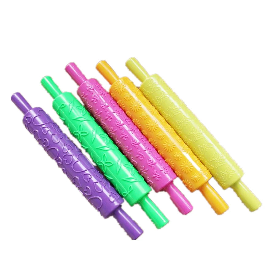 14-Style Lace & Texture Embossing Roller – Versatile Sugarcraft Tool